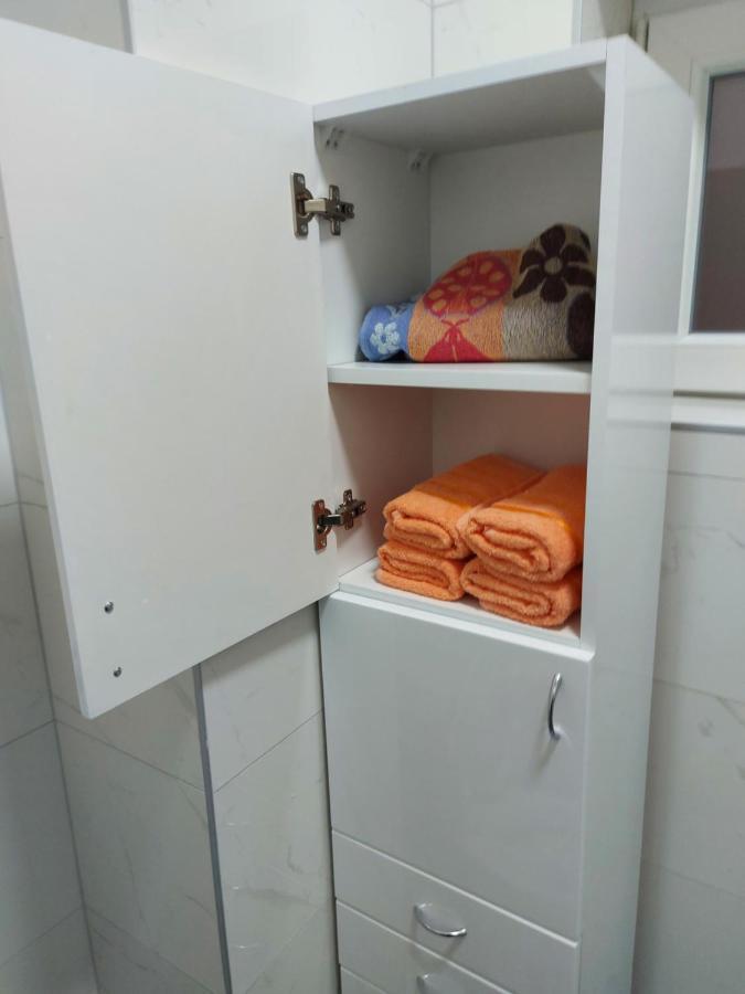 Apartman Mikikiki Belgrad Exterior foto